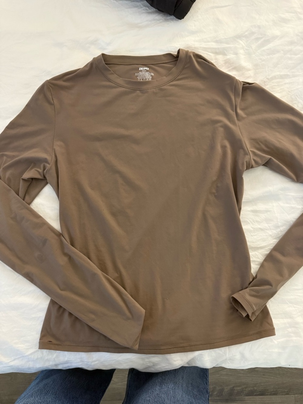 Skims fit everybody Tee shirt M